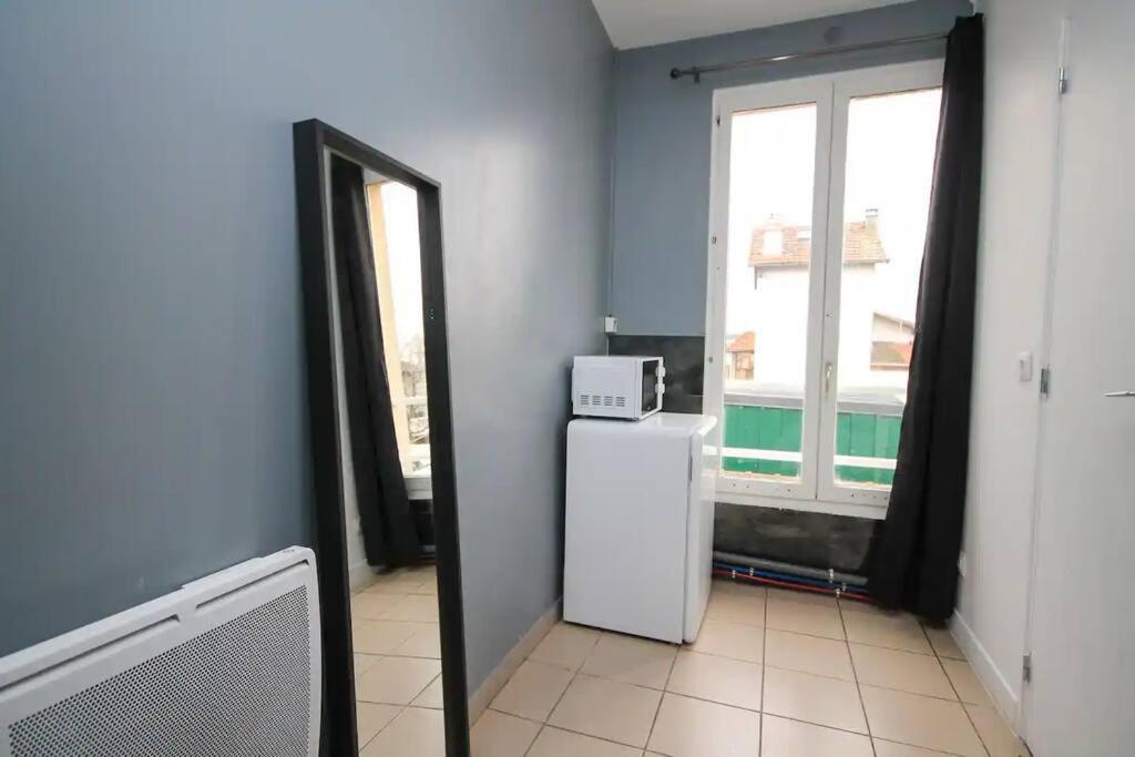 01 - Chambre Avec Lit Double Ideal Jo 2024 Saint-Denis  Buitenkant foto