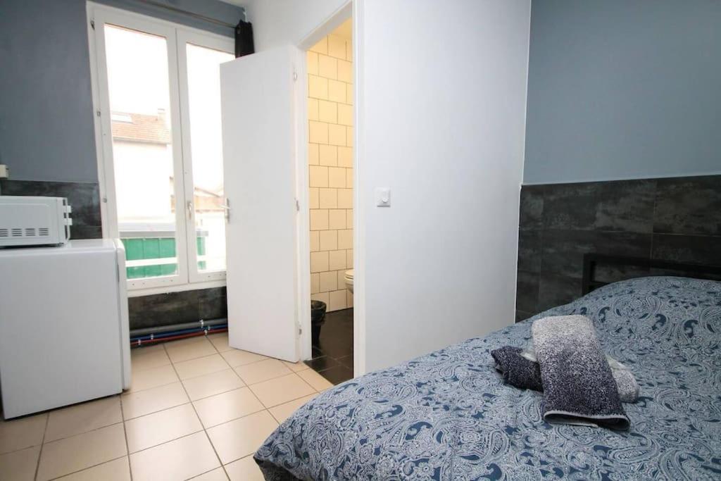 01 - Chambre Avec Lit Double Ideal Jo 2024 Saint-Denis  Buitenkant foto